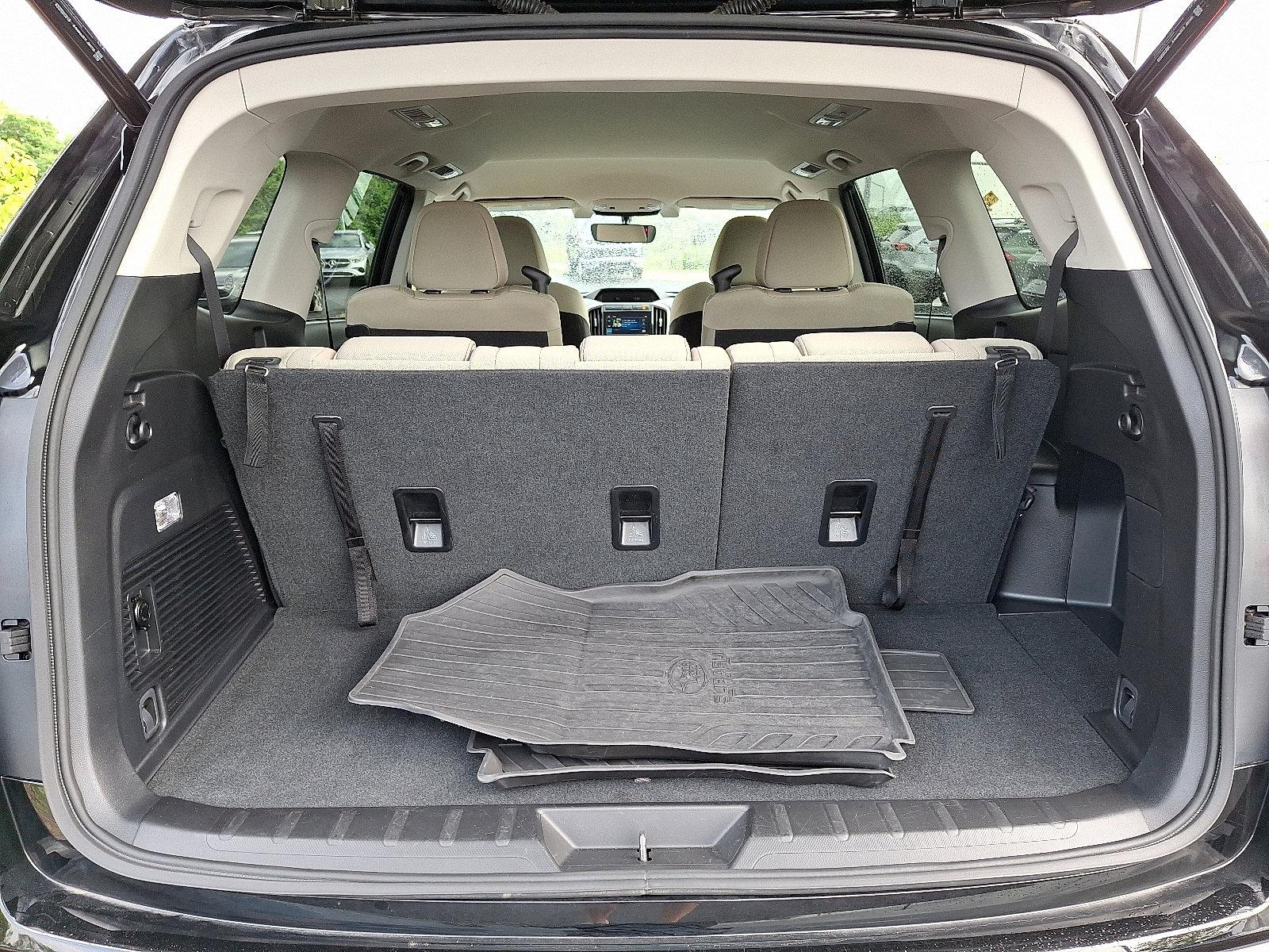 2022 Subaru Ascent Vehicle Photo in Easton, PA 18045