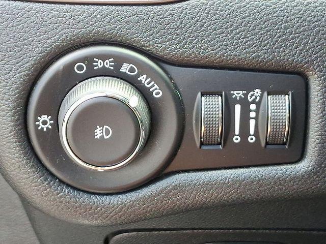 2019 Jeep Cherokee Vehicle Photo in DANBURY, CT 06810-5034