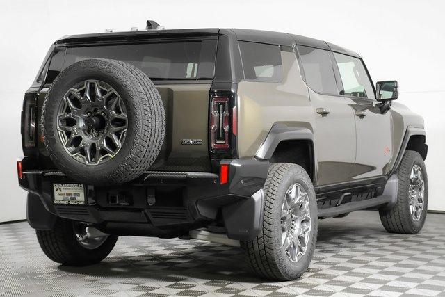 2025 GMC HUMMER EV SUV Vehicle Photo in PUYALLUP, WA 98371-4149