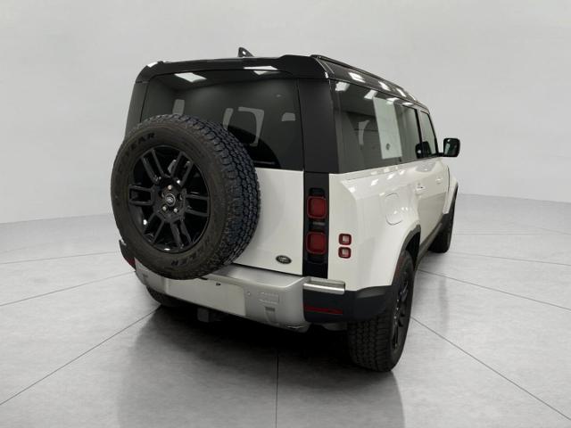 2022 Land Rover Defender Vehicle Photo in Appleton, WI 54913