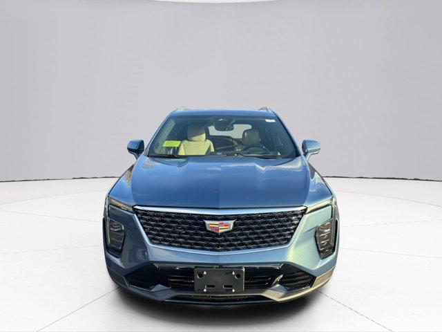 2025 Cadillac XT4 Vehicle Photo in LEOMINSTER, MA 01453-2952