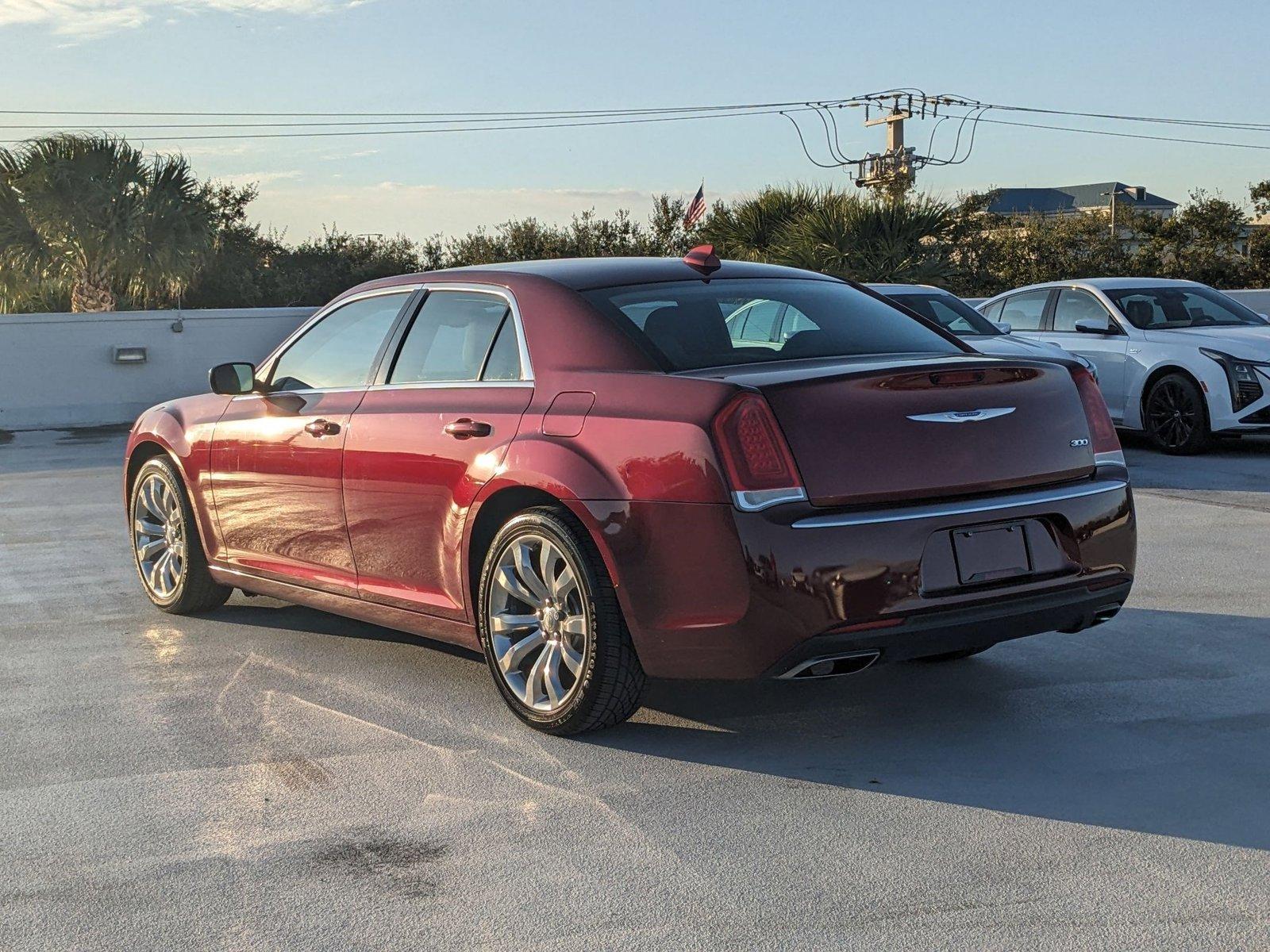 2018 Chrysler 300 Vehicle Photo in WEST PALM BEACH, FL 33407-3296