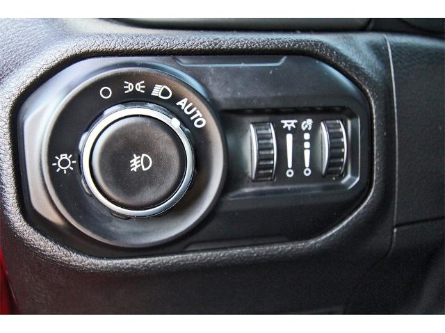 2021 Jeep Wrangler Vehicle Photo in ROSENBERG, TX 77471