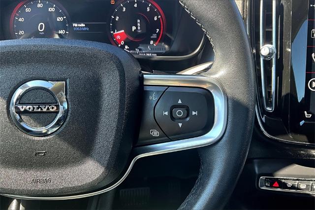2022 Volvo XC40 Vehicle Photo in Houston, TX 77007