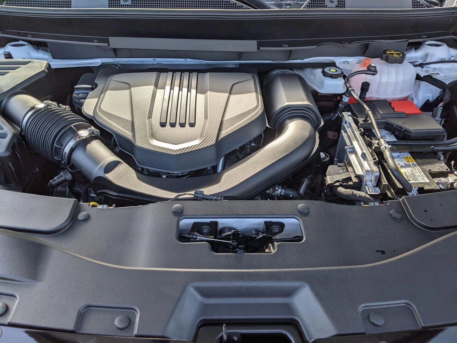 2025 Chevrolet Traverse Vehicle Photo in TIMONIUM, MD 21093-2300