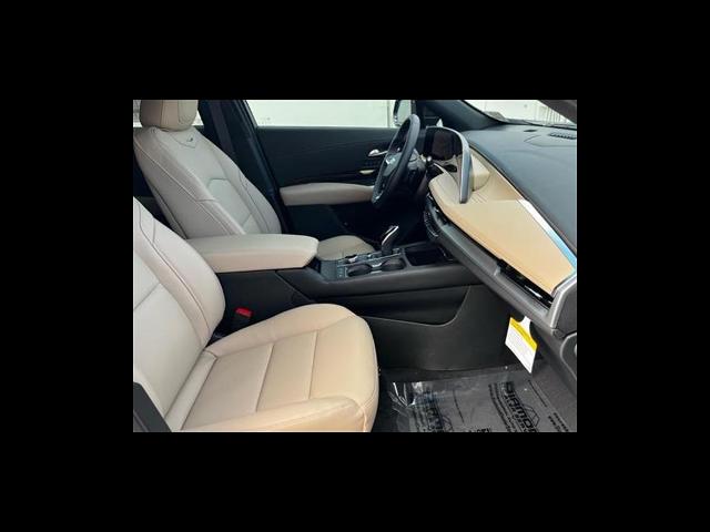 2025 Cadillac XT4 Vehicle Photo in TAMPA, FL 33612-3404