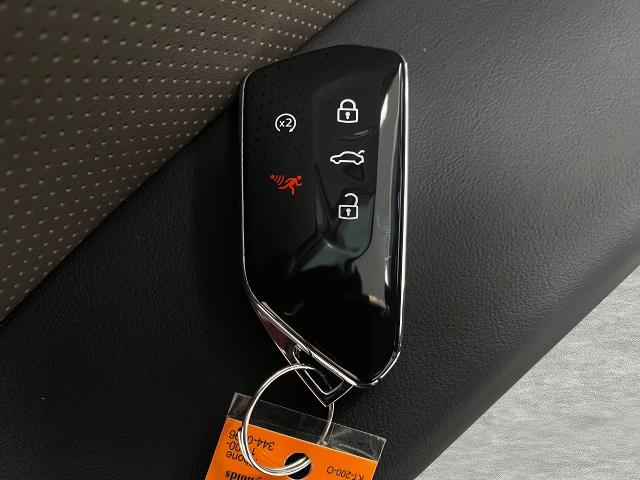 2025 Volkswagen Atlas Vehicle Photo in Appleton, WI 54913