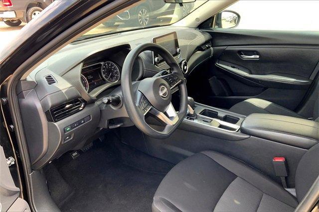 2024 Nissan Sentra Vehicle Photo in TOPEKA, KS 66609-0000
