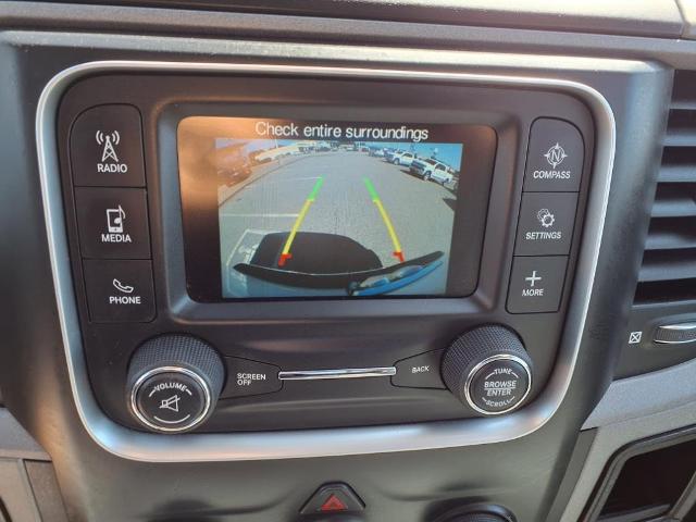 2019 Ram 1500 Classic Vehicle Photo in EMPORIA, VA 23847-1235