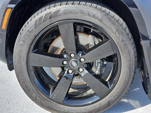 2024 Defender Vehicle Photo in AUSTIN, TX 78717
