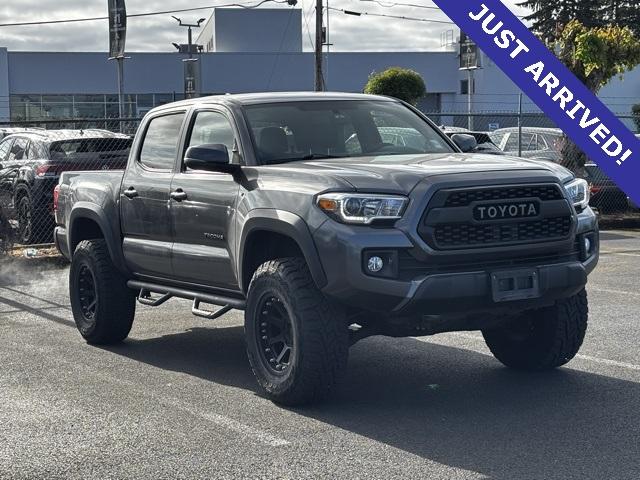 2017 Toyota Tacoma Vehicle Photo in Puyallup, WA 98371