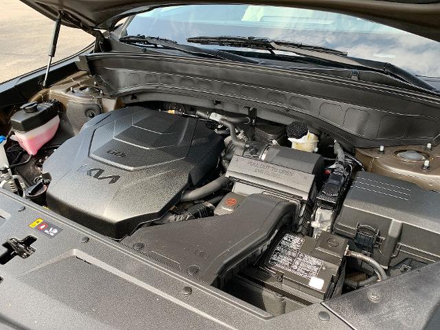 2023 Kia Telluride Vehicle Photo in MOON TOWNSHIP, PA 15108-2571