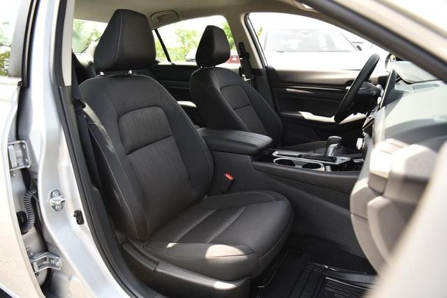 2024 Nissan Altima Vehicle Photo in Ballwin, MO 63011