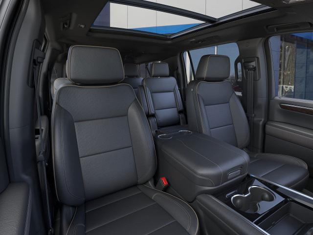 2025 Chevrolet Suburban Vehicle Photo in DANBURY, CT 06810-5034
