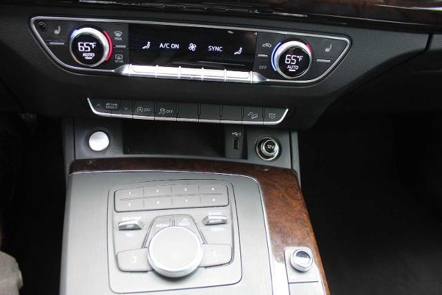 2019 Audi Q5 Vehicle Photo in HOUSTON, TX 77090