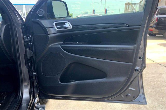 2019 Jeep Grand Cherokee Vehicle Photo in TOPEKA, KS 66609-0000