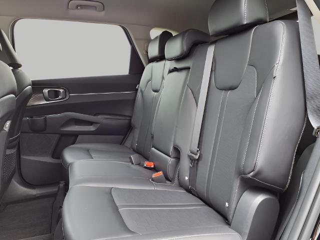 2025 Kia Sorento Vehicle Photo in Oshkosh, WI 54904