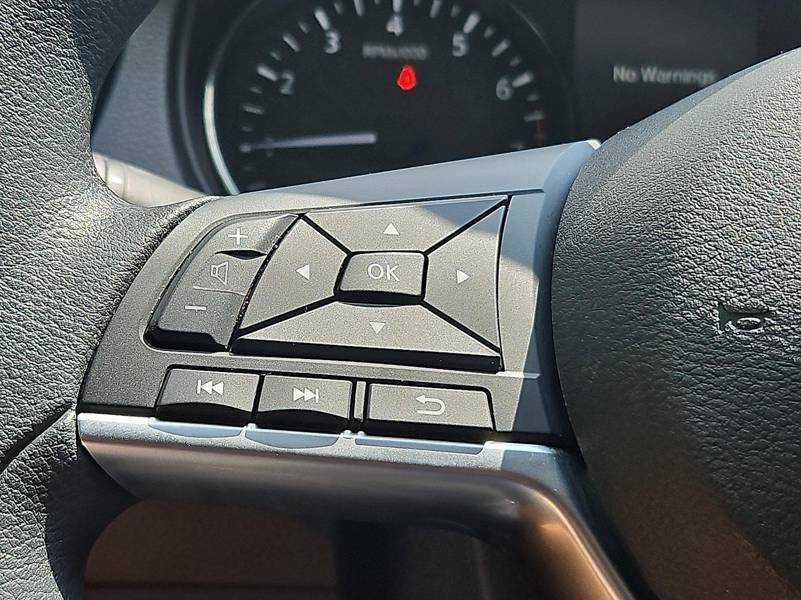 2022 Nissan Rogue Sport Vehicle Photo in Jenkintown, PA 19046