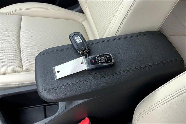 2025 Buick Encore GX Vehicle Photo in TOPEKA, KS 66609-0000
