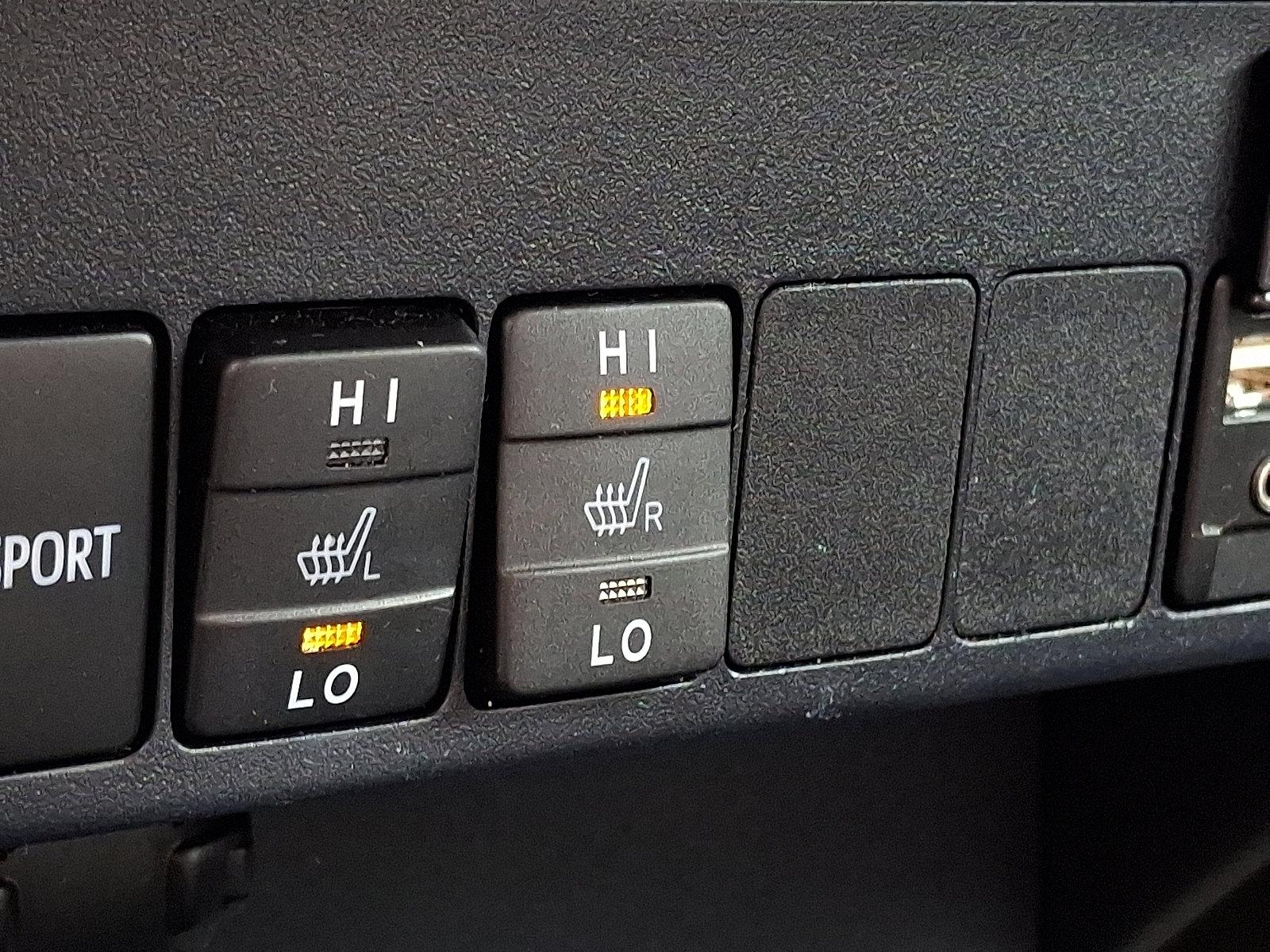 2017 Toyota RAV4 Vehicle Photo in Mechanicsburg, PA 17050-2306
