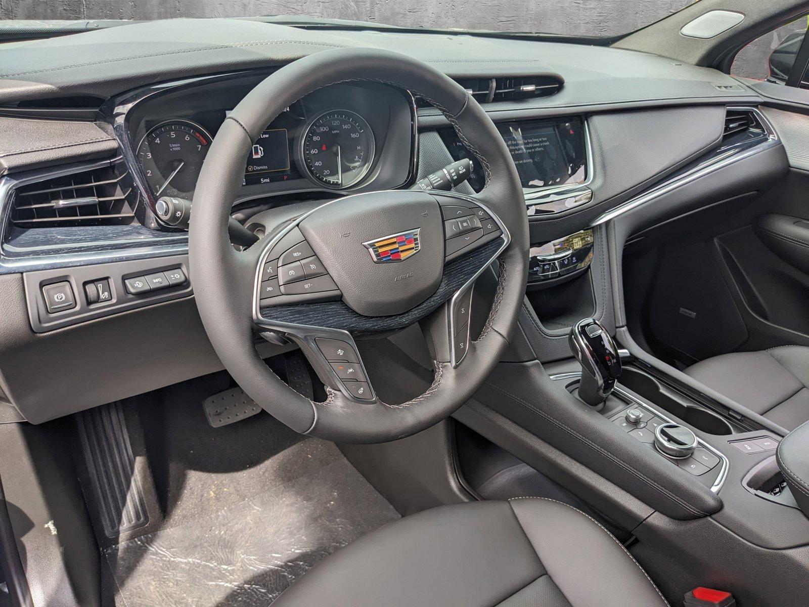 2024 Cadillac XT5 Vehicle Photo in WEST PALM BEACH, FL 33407-3296