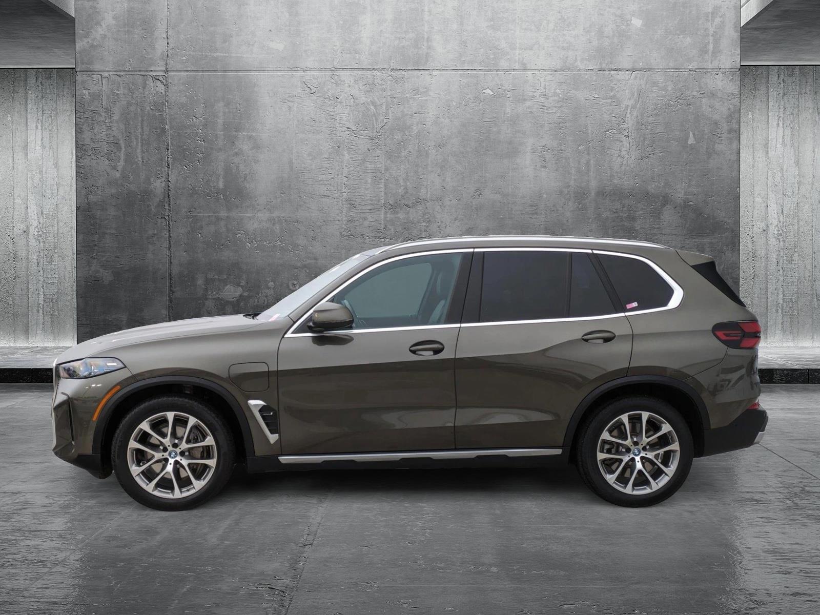 2024 BMW X5 xDrive50e Vehicle Photo in Rockville, MD 20852