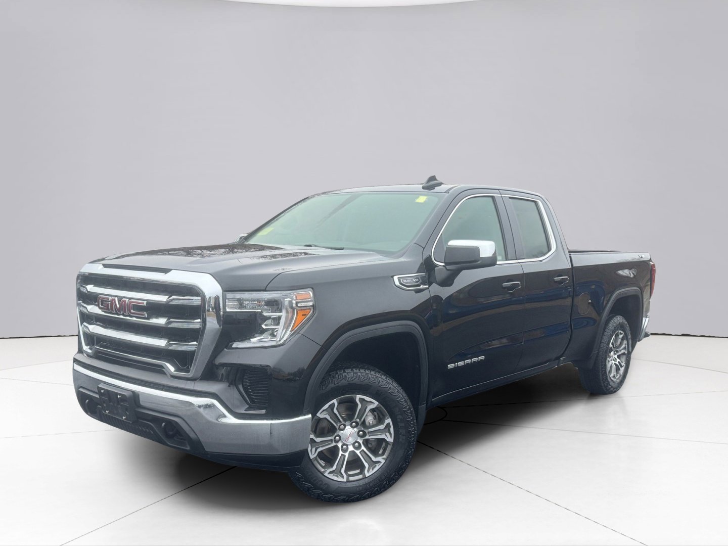 2021 GMC Sierra 1500 Vehicle Photo in LEOMINSTER, MA 01453-2952