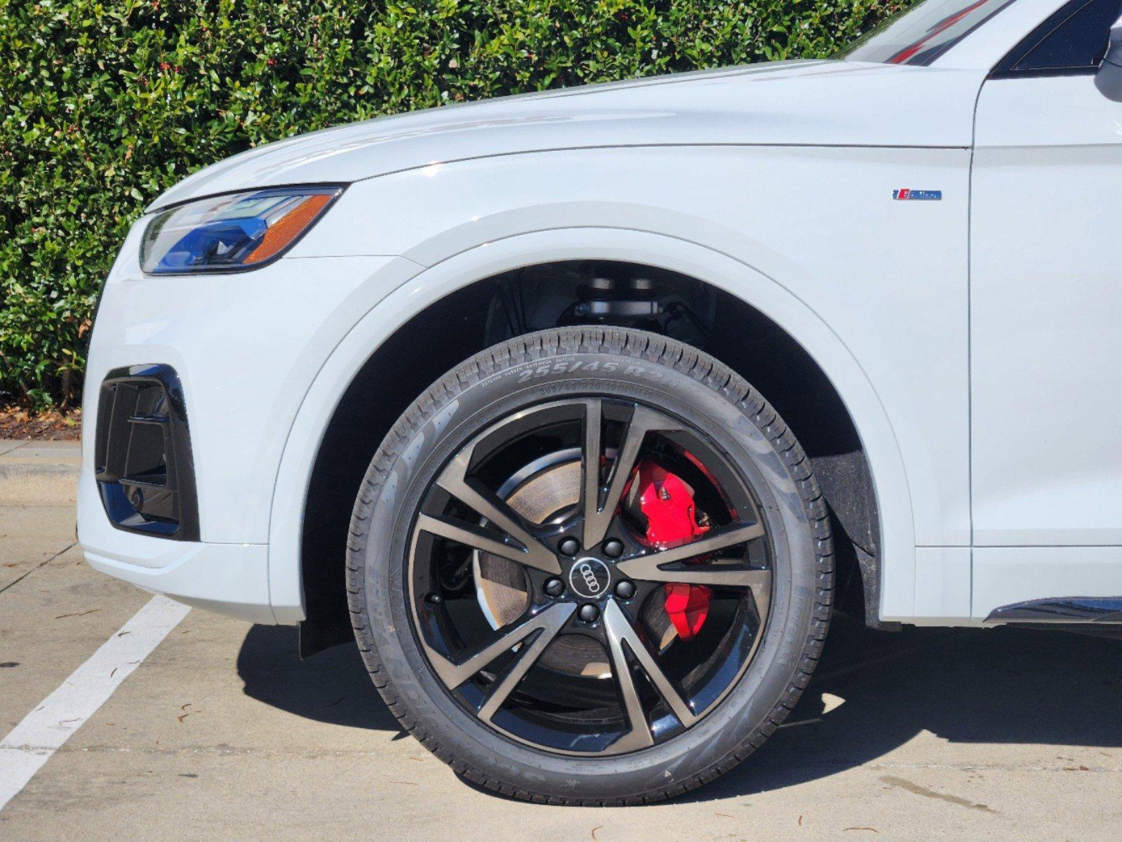 2025 Audi Q5 Vehicle Photo in MCKINNEY, TX 75070