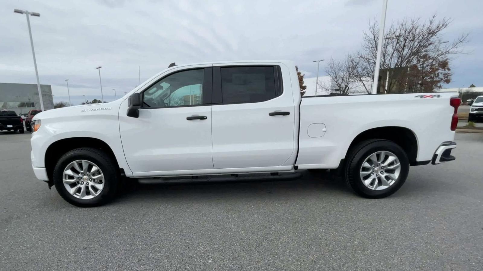 2025 Chevrolet Silverado 1500 Vehicle Photo in BENTONVILLE, AR 72712-4322