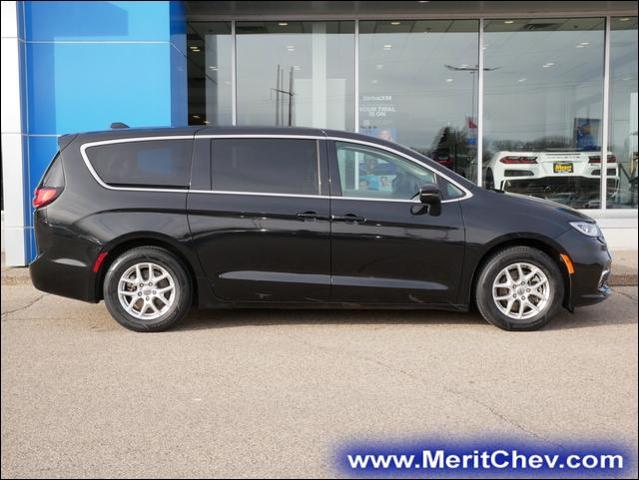 Used 2023 Chrysler Pacifica Touring L with VIN 2C4RC1BG6PR553024 for sale in Maplewood, Minnesota