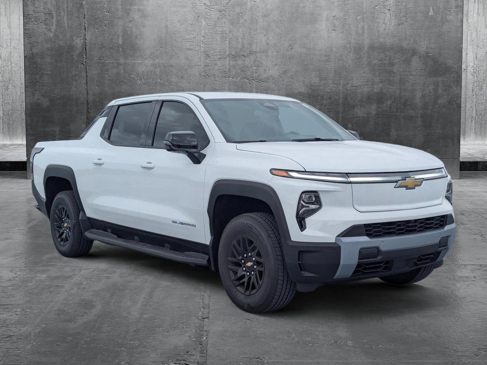 2025 Chevrolet Silverado EV Vehicle Photo in PEMBROKE PINES, FL 33024-6534