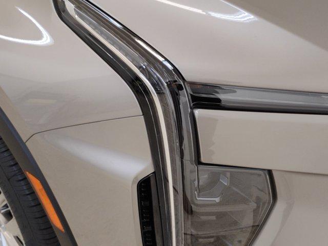 2025 Cadillac XT4 Vehicle Photo in PINEVILLE, NC 28134-8495