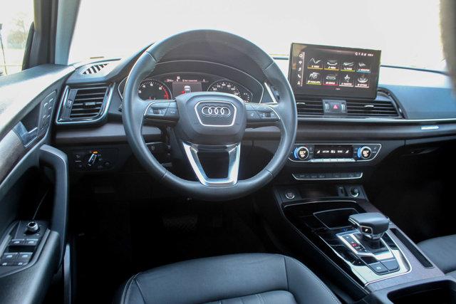 2022 Audi Q5 Vehicle Photo in HOUSTON, TX 77090