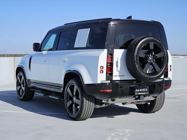 2025 Defender Vehicle Photo in AUSTIN, TX 78717