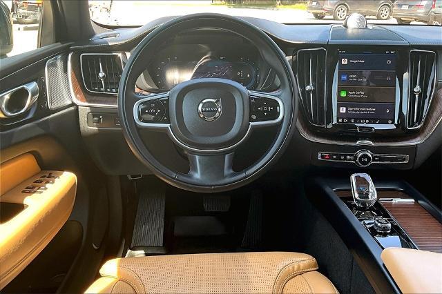 2022 Volvo XC60 Vehicle Photo in Houston, TX 77007