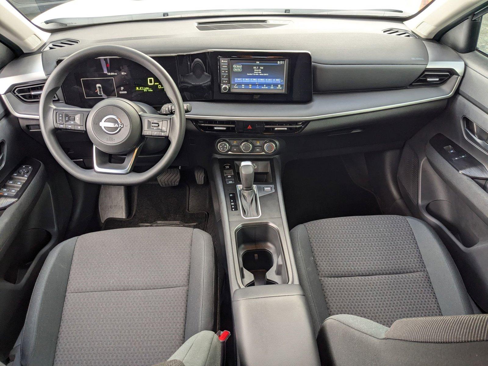 2025 Nissan Kicks Vehicle Photo in Miami, FL 33135