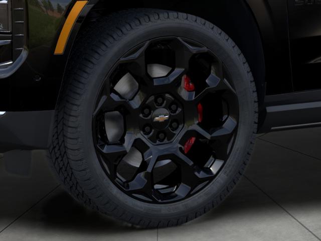 2025 Chevrolet Suburban Vehicle Photo in NEENAH, WI 54956-2243