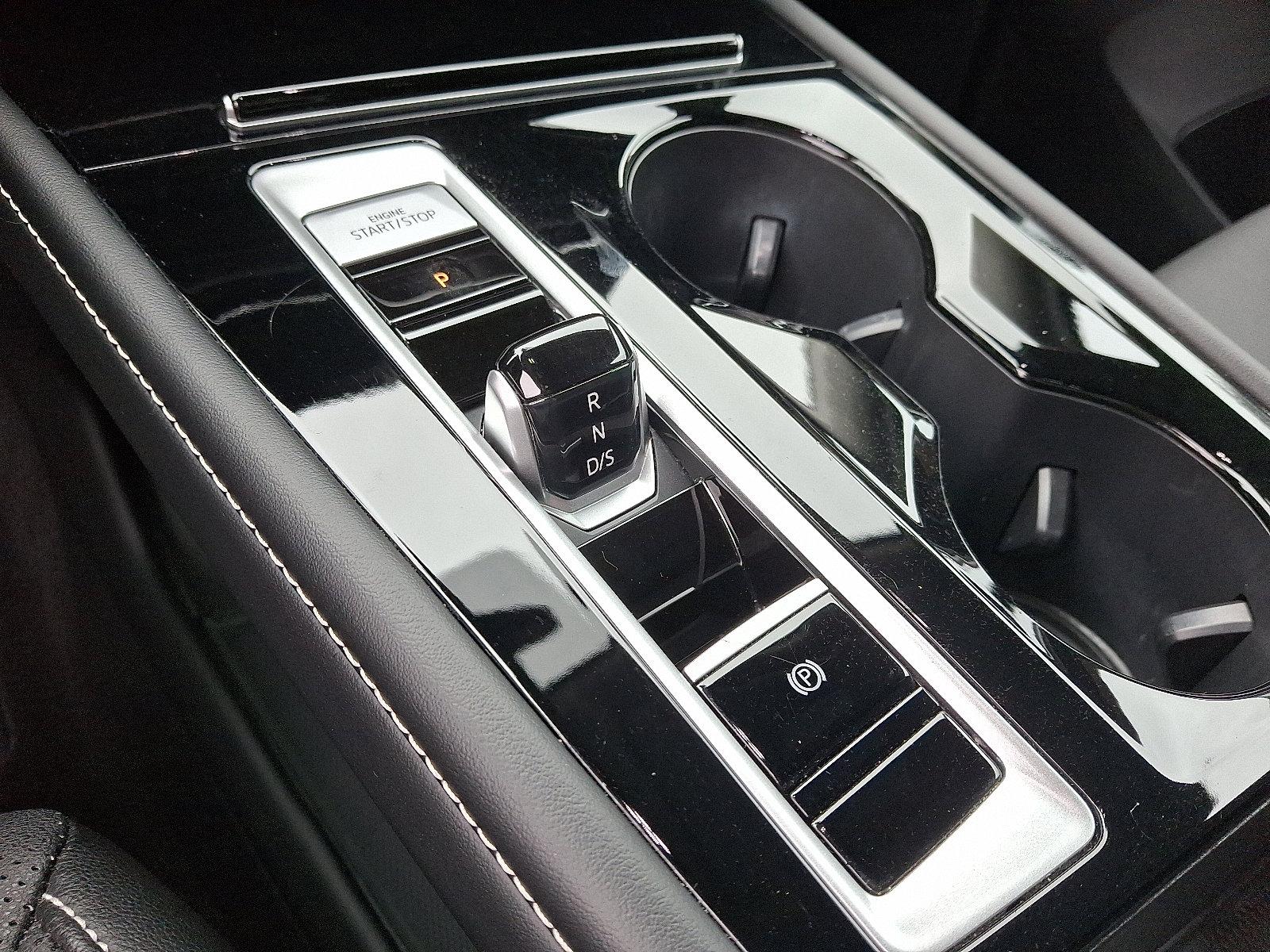 2024 Volkswagen Atlas Vehicle Photo in Trevose, PA 19053