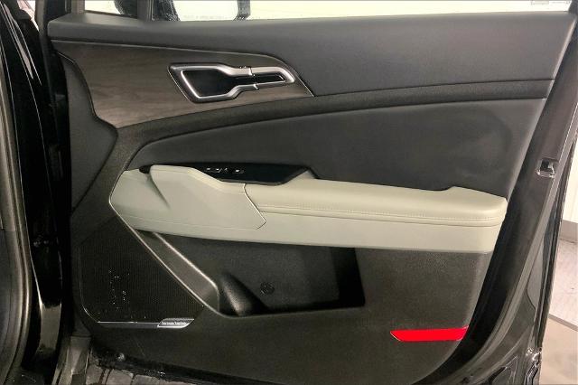 2023 Kia Sportage Vehicle Photo in Lees Summit, MO 64086