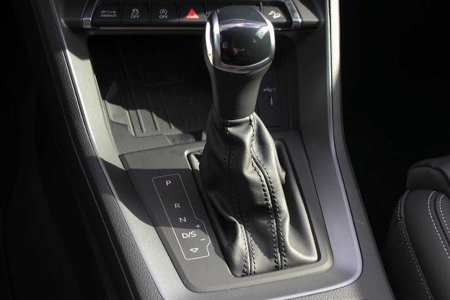 2024 Audi Q3 Vehicle Photo in SUGAR LAND, TX 77478