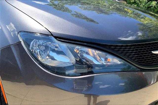 2023 Chrysler Voyager Vehicle Photo in Kansas City, MO 64114