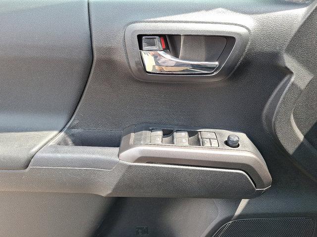2021 Toyota Tacoma 4WD Vehicle Photo in Philadelphia, PA 19116