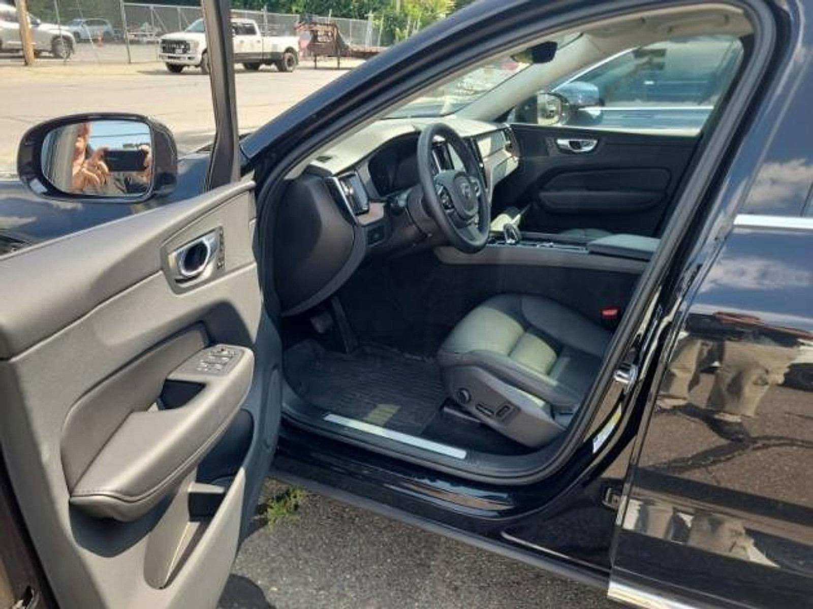 2023 Volvo XC60 Vehicle Photo in Trevose, PA 19053