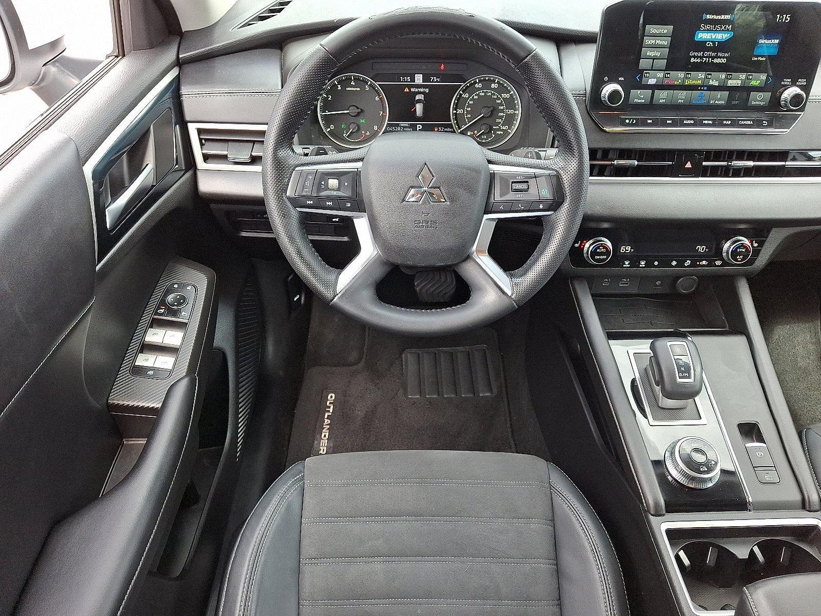 2022 Mitsubishi Outlander Vehicle Photo in BETHLEHEM, PA 18017-9401