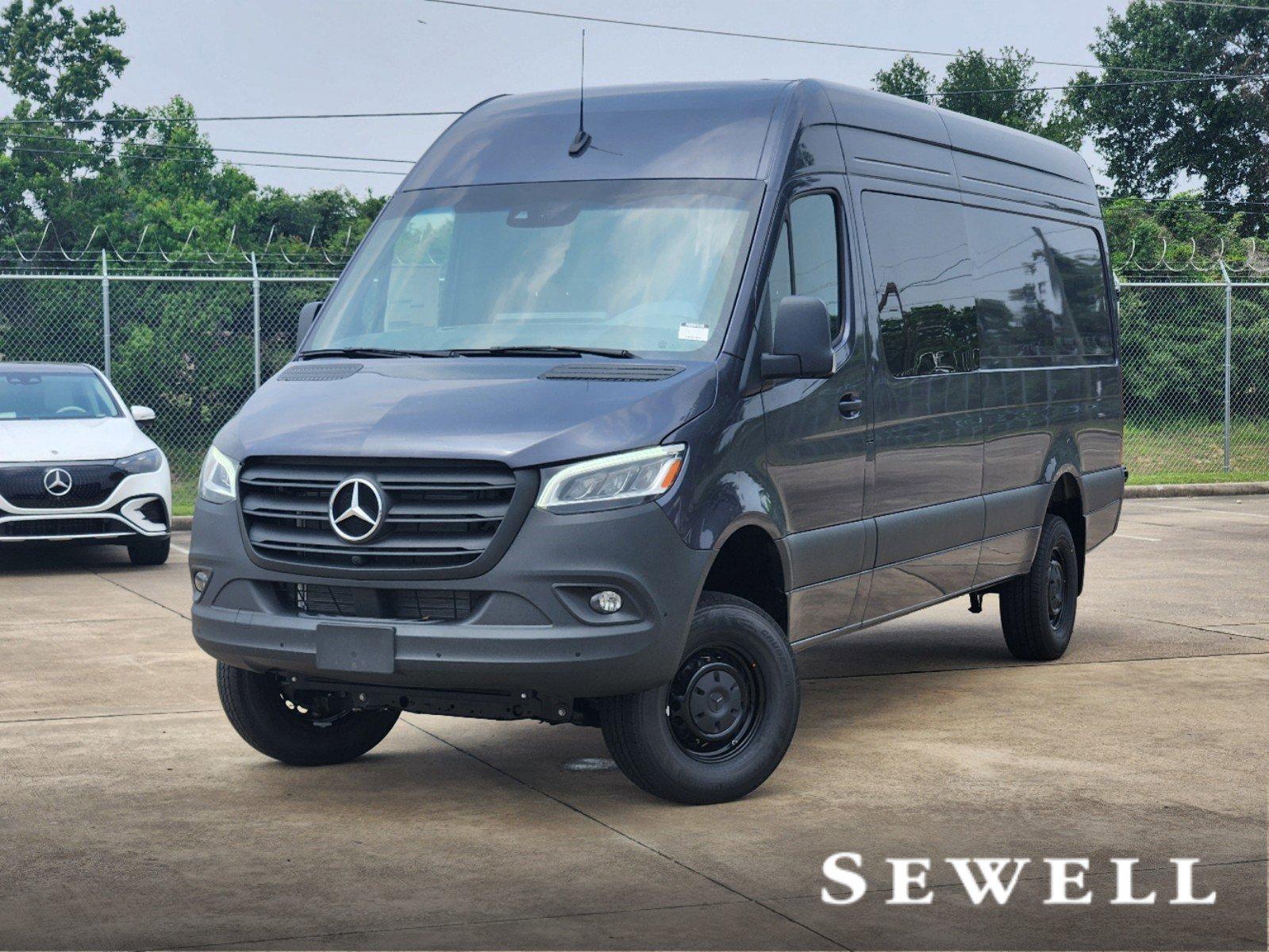 2024 Mercedes-Benz Sprinter Cargo Van Vehicle Photo in HOUSTON, TX 77079