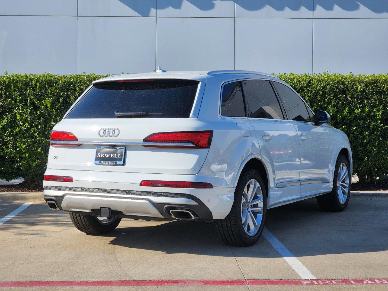 2025 Audi Q7 Vehicle Photo in MCKINNEY, TX 75070