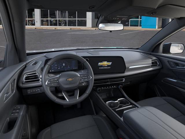 2024 Chevrolet Traverse Vehicle Photo in MOON TOWNSHIP, PA 15108-2571