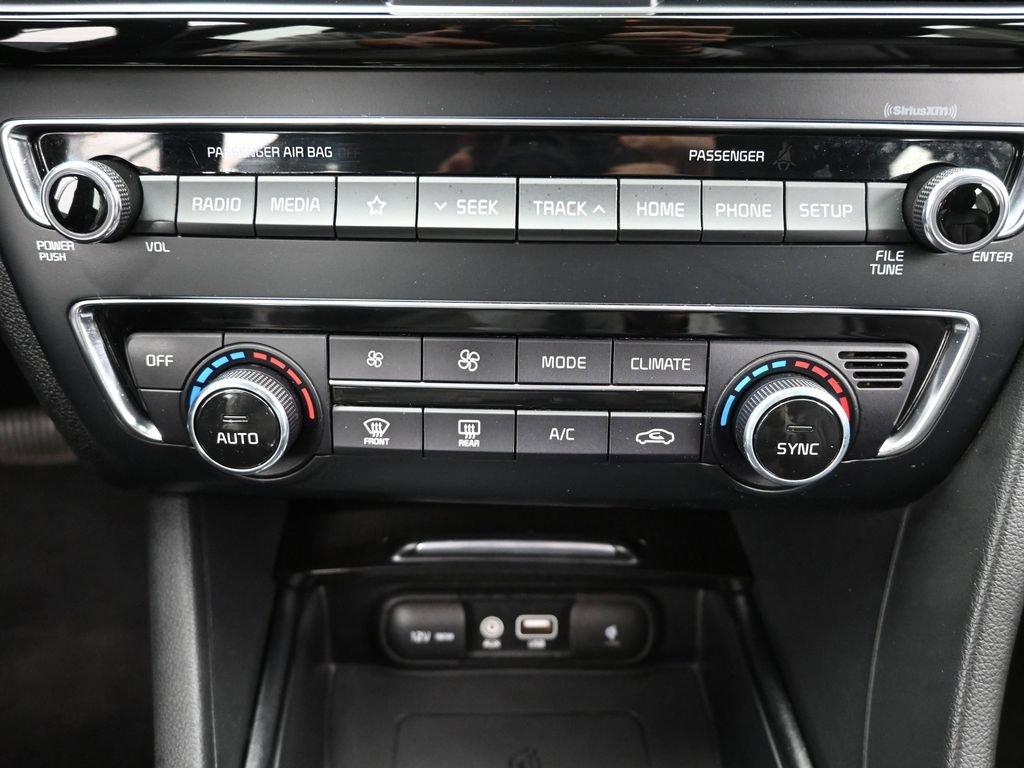 2020 Kia Optima Vehicle Photo in Cedar Rapids, IA 52402