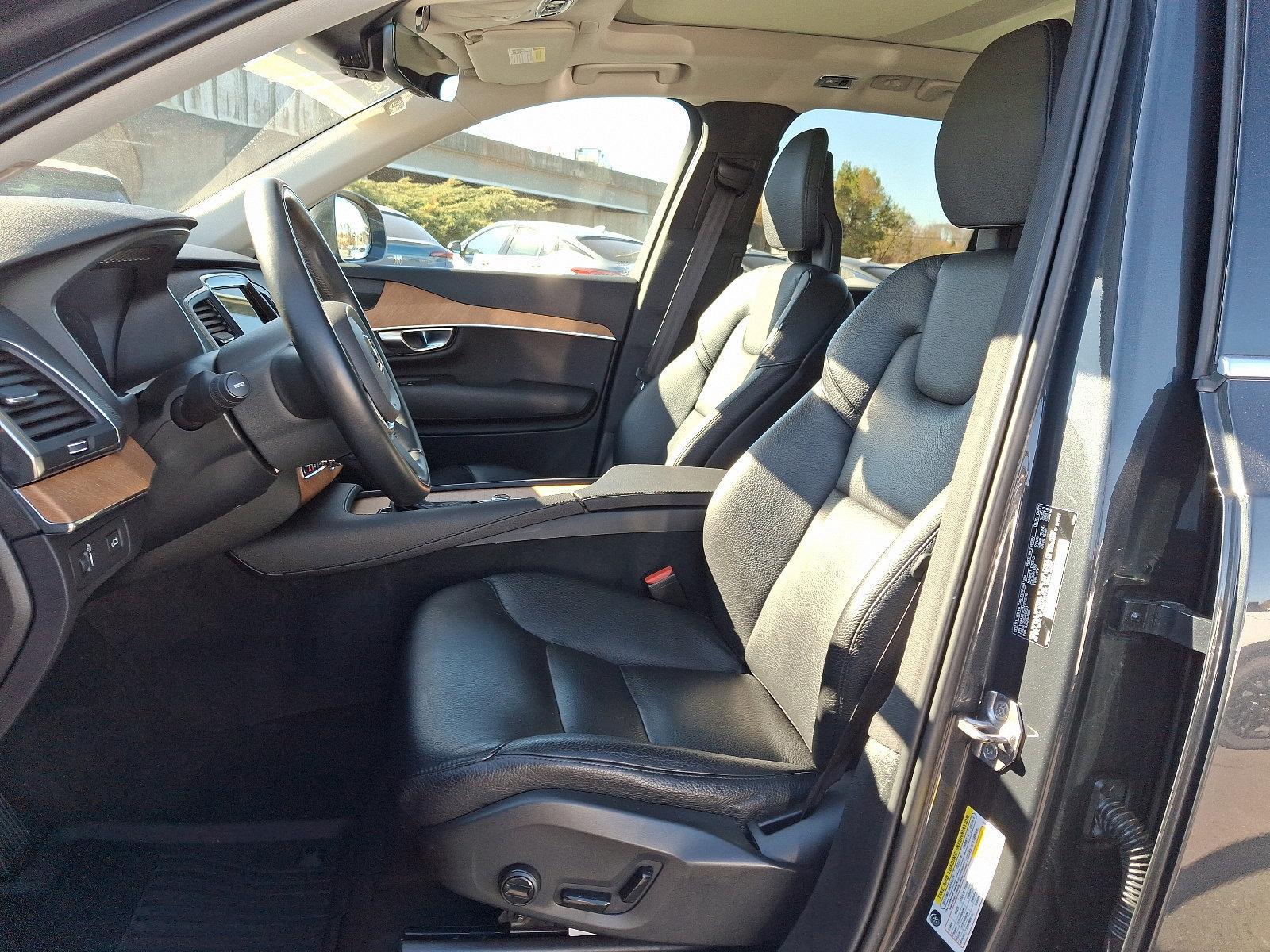 2022 Volvo XC90 Vehicle Photo in Trevose, PA 19053