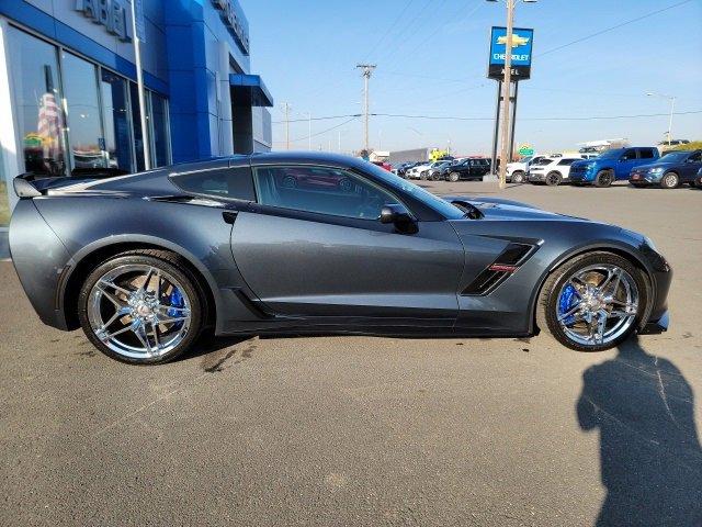 2019 Chevrolet Corvette 2LT photo 3